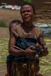 8R2A7571 Tribe Pygmies Bambuti Semiliki NP West Uganda