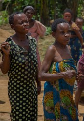 8R2A7617 Tribe Pygmies Bambuti Semiliki NP West Uganda