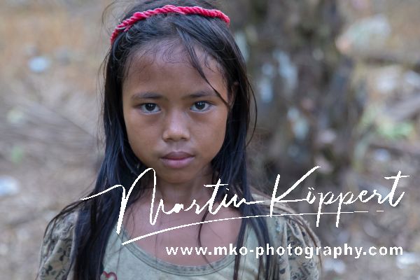 AI6I5571 Tribe Anak Dalam Bukit Duabelas NP South Sumatra