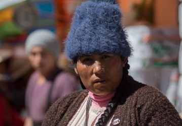7P8A7584 Tribe Quechua Cholitas Cusco Peru