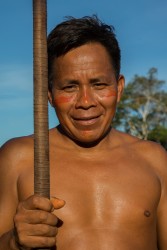 7P8A1840 Tribe Yaguas Rio Momon Amazonas Peru