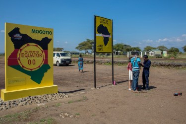 0S8A7626 Equator Line Kenya