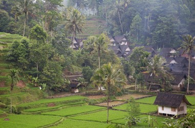 8r2a1714 kampung naga traditional sundanese village west java indonesia