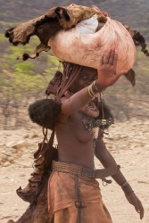 8R2A8046 Tribe Himba North Namibia