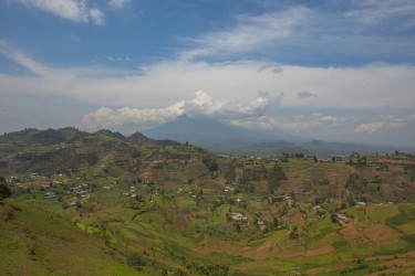 8R2A5363 Landscape Virunga NP Rwanda