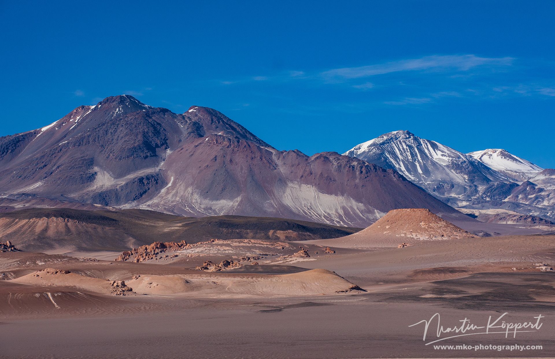 Volcanos Parque Nacional Tres Cruces Desierto De Atacama Chile